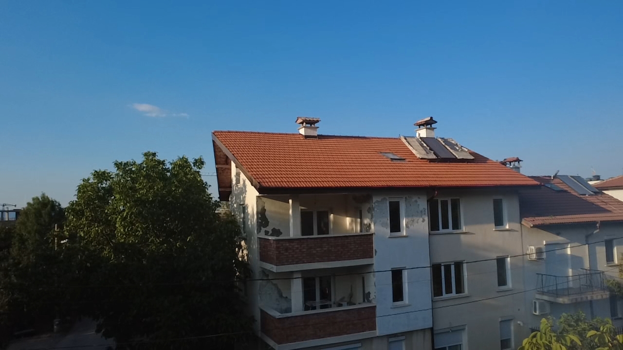 Ремонт на плоски и скатни покриви